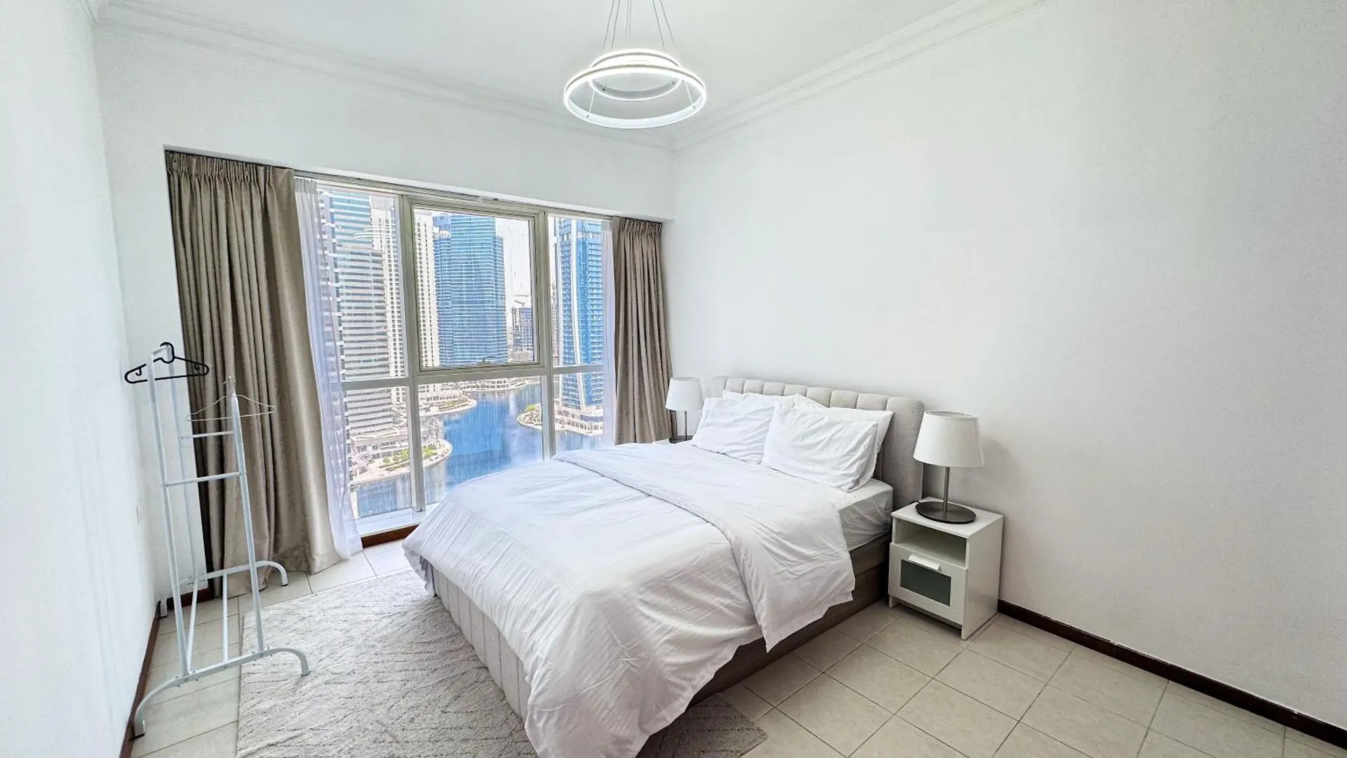 Jumeriah Lake Tower Dubaj Apartmán